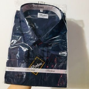 Brand new Navy Berlioni Italy 5XL dress shirt